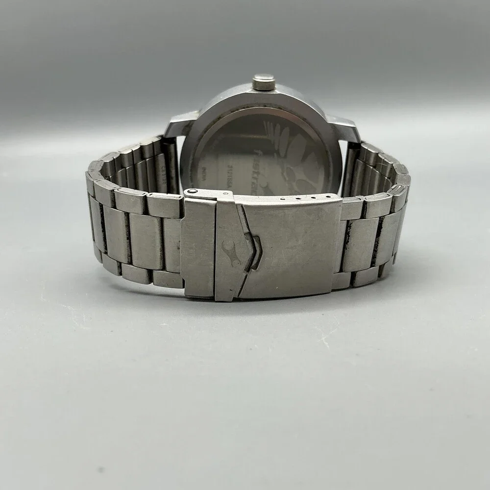 Fastrack Mens Watch 45mm Black Dial Silver Tone Sport 50M WR New Battery 7.25